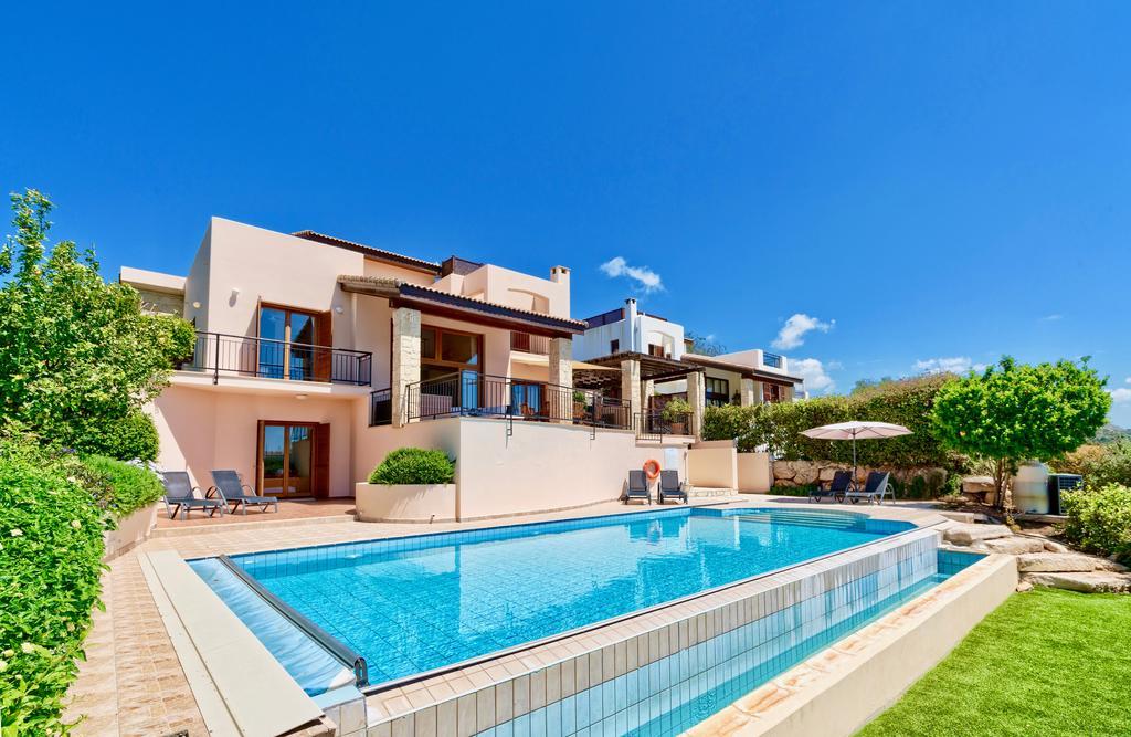4 Bedroom Villa Helidoni With Private Infinity Pool, Aphrodite Hills Resort Kouklia Ngoại thất bức ảnh