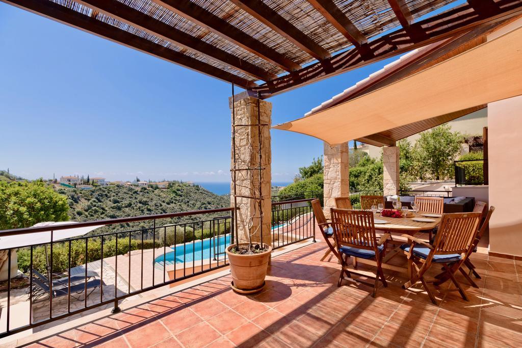 4 Bedroom Villa Helidoni With Private Infinity Pool, Aphrodite Hills Resort Kouklia Ngoại thất bức ảnh