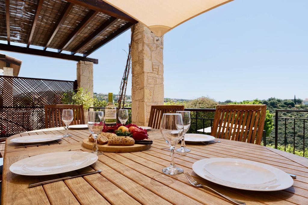 4 Bedroom Villa Helidoni With Private Infinity Pool, Aphrodite Hills Resort Kouklia Ngoại thất bức ảnh